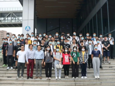 欢迎五邑大学机电一体化、自动化专业学生来访固高派动参观学习！